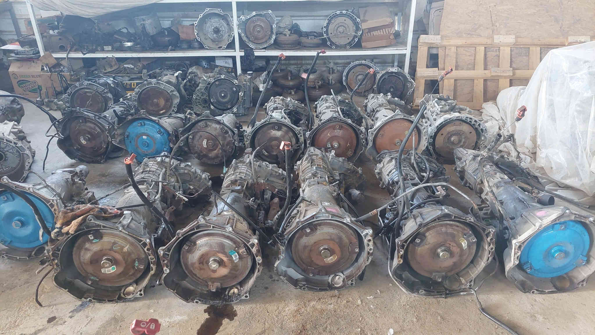 السلام عليكم ورحمة الله وبركاته 
وصول وجبة كيرات ٧٠٠ الفيني  مع كيرات ١٠٠٠
محركات 5300 موديل 2008  2014
الديوانية حي الصناعي البلوك الاخير 
ورشة وعد ابو الامريكي 
***********
