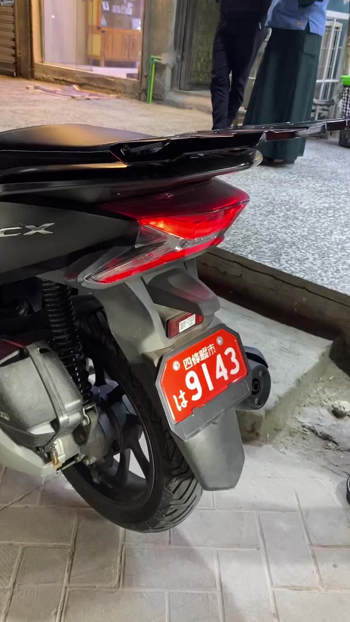 (PCX)للبيع جيل ثالث كوري
اسود طافي صارلهه اقل الشهر مال رمبه 
كفاله عامه 16$ بغداد


**إذا كنت صاحب هذا الإعلان وتريد حذفه لأي سبب، رجاءا أرسل رسالة إلى الدعم الفني**