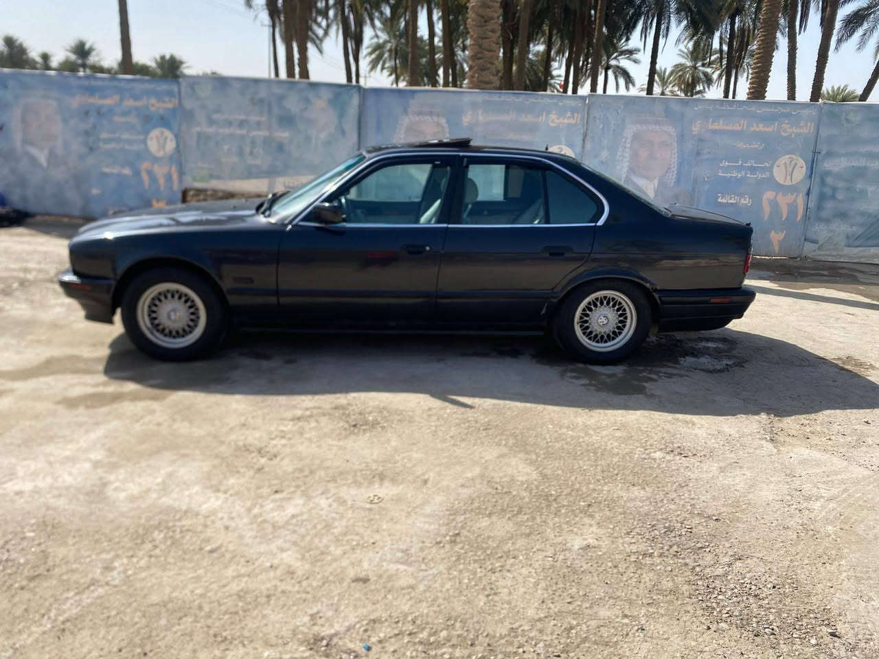 سلام عليكم 530 V8 اصل بليته وباب
موديل 1995 رقم انبار هزه وسنويه ورقم انكليزي جديد 
السعر 65 المكان بابل 
كير محرك خير من الله 
مروحه كهرباء انسه شي اسمه حماوه 
تبريد قطعتين ويه السويج شغال 
دبل ارباك دبل جكمجه 
سلايت شغال طكتين 
حداديه جديده 
منظومة زنون الاصلي شرط ب300دولار شاده 
كشنات كهرباء 
تخم تاير جديد 
ويل خليه حاويه 
بخاخات حاويه 
كهربيات كلهه شغاله 
سستم صوت اصلي 
سياره متعوب عليه وبلعافيه عل ياخذه 
مكان بابل ***********
