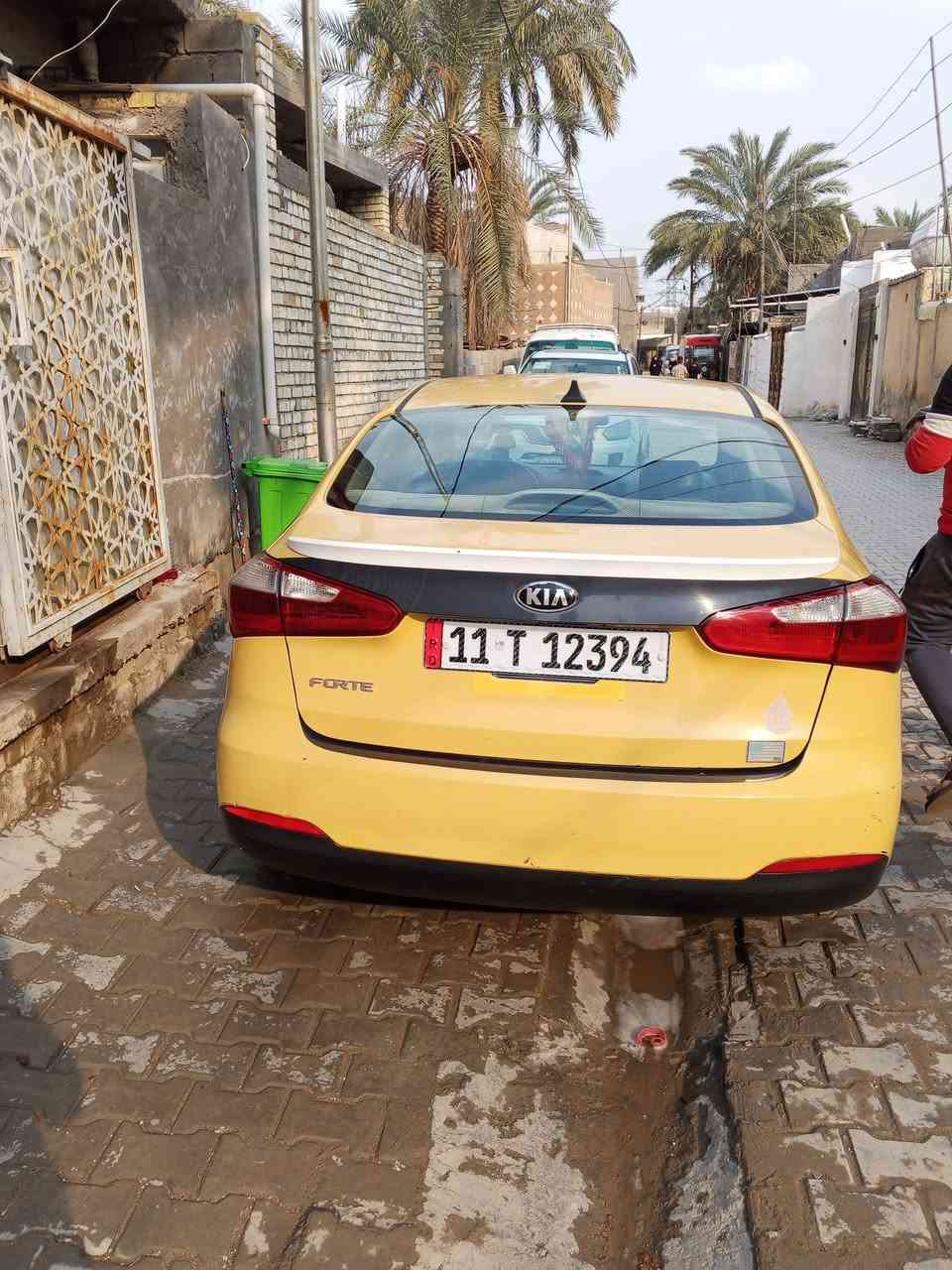 سلام عليكم عندي فورتي للبيع موديل 2014جاهزةمن كولش مصفرة غرامة وهيئة مثل مشوفون صورة الحادث موجود السعر 105وبيها مجال العنوان بغداد إلي يحب يتواصل هاذا رقمي/ ***********
