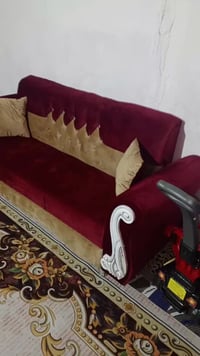 تخم • ٨ مقاعد • جديد