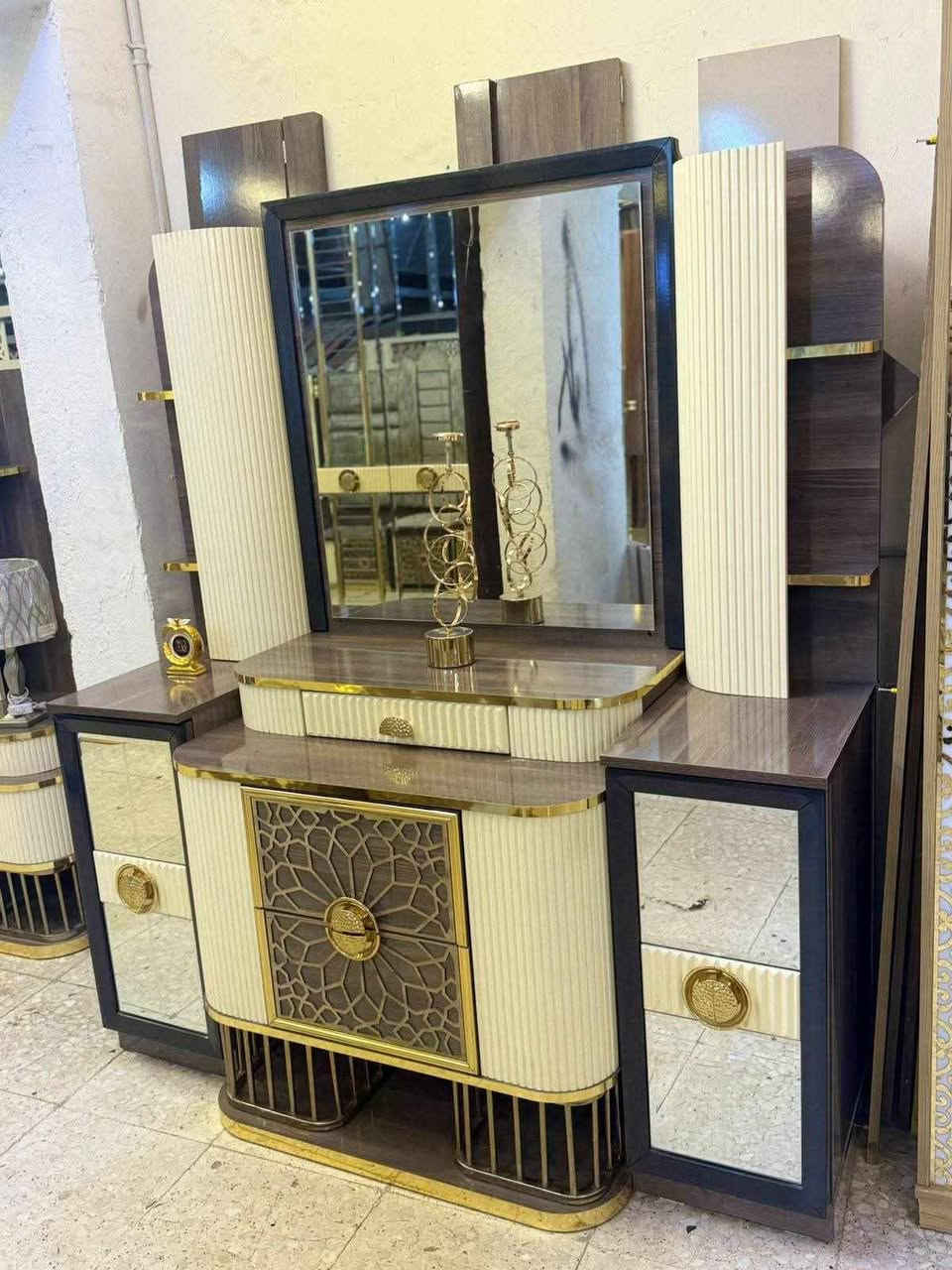 غرفه تركيه اصليه ماركه موديل حديث ضخمه مودرن 9قطع بس مليون 450شد ونقل مجاني حجز على  وتساب*********** تابعو صفحه 💥
