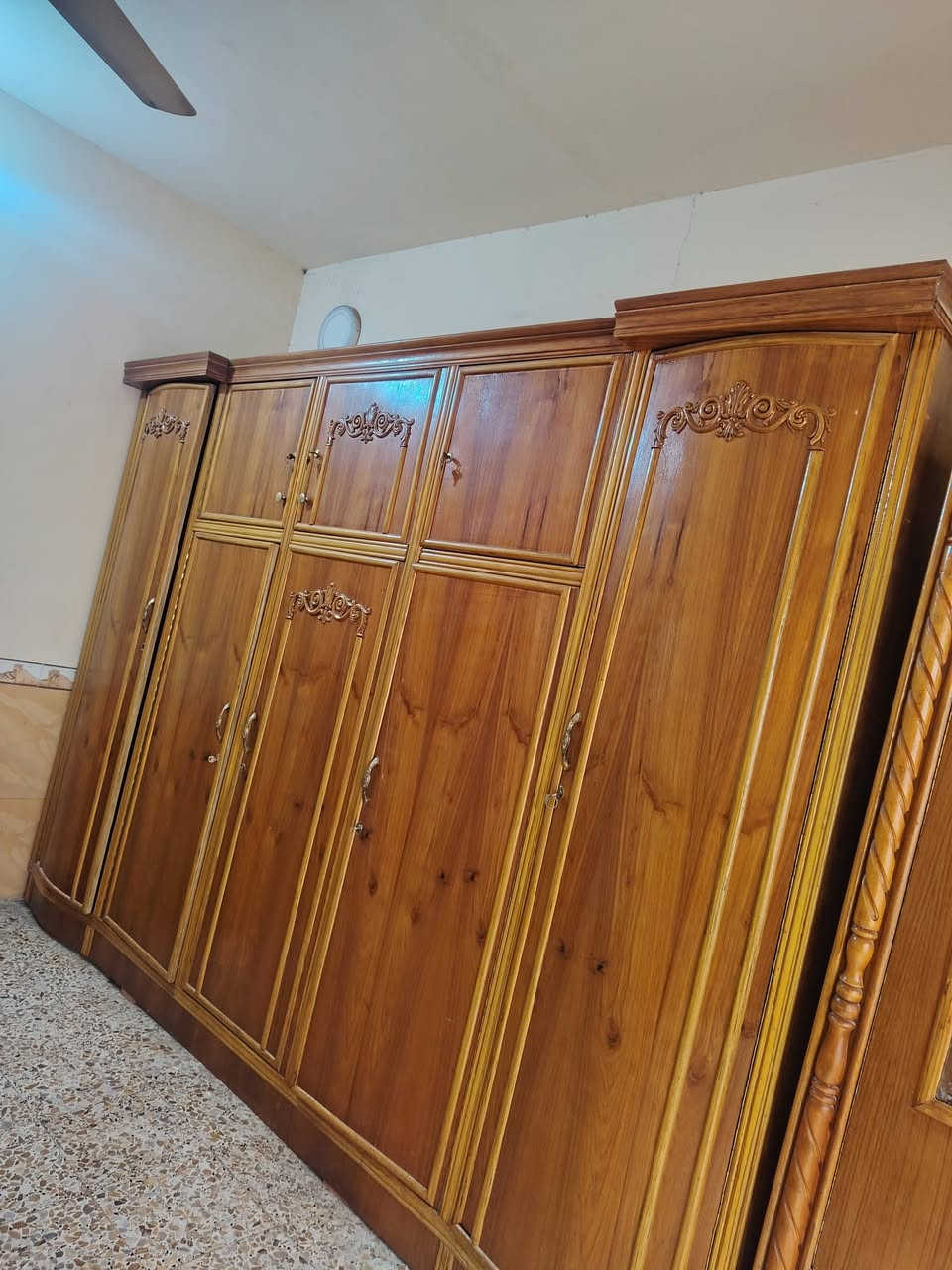 غرفه خشاب كامله جديده عوزهاا بس اقفاله شوفت عينك سعرهاا 750 مكاني بابل حله كفل
***********
