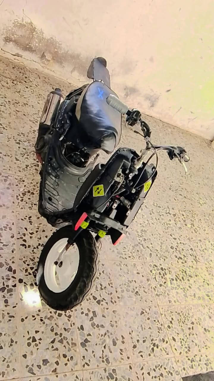 سلام عليكم دراجه للبيع دراجه نضيفه ما مفتوحه السعر 250 وبيها مجال بخدمه الشراي المكانج نجف كوفه ***********
