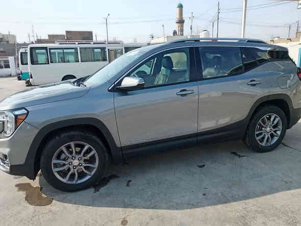 جي ام سي تيران   2023 ⭐️
سياره حادث بسيط و الباقي كفاله ✨بدون ايرباك✨ وبدون تبديل قطع 
فقط البنيد شبر بارد وباب الجنطه بارد + تكحيل
مرقمه بغداد وكامله ماشيه ١٨ ميل 
المواصفات
-حجم المحرك 4 سلندر 1500 تيربو. 
3-بصمة ابواب وتشغيل عن بعد. 
4زينون عالي ناصي. 
5-حساس خلفي. 
6-كامرة خلفي دوارة. 
8-خزن ميموري لكرسي السايق. 
9-المقاعد الامامية كهرباء. 
10-تبريد خلفي قطعتين. 
11-تدفئة الكراسي الامامية. 
12-جنطة كهرباء. 
13-تحديد مسار. 
14-تحكم استيرن 
15-رادار امامي 
16-رادر جانبي مانع اجتياز.
مكاني عماره  
لاستفسار *********** ترهم مراوس
