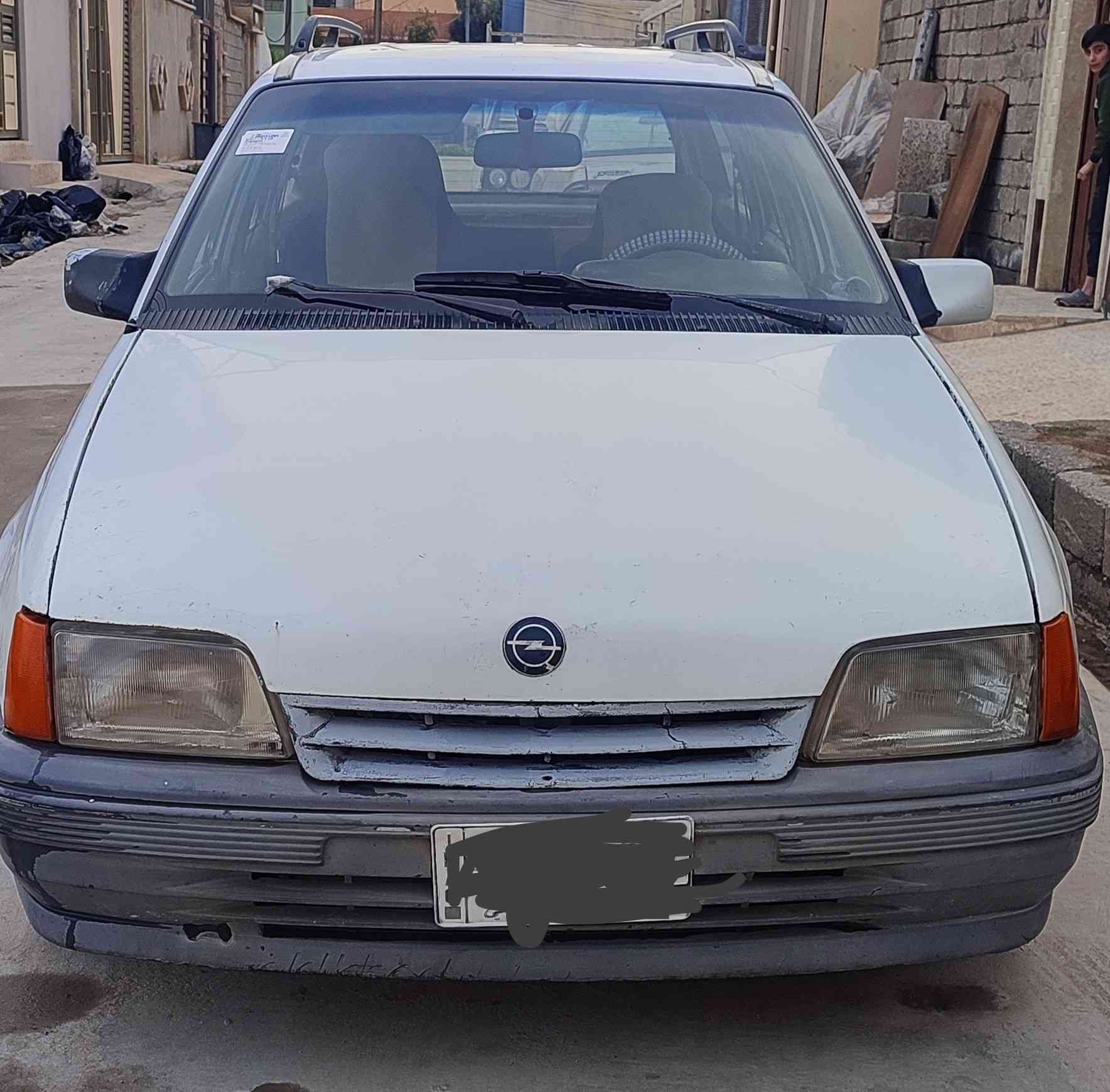 اوبل كاديت للبيع موديل 1990, محرك14 كور 16، شرط التحويل، رقم جديد ،سنوية عضم ،تايرات جدد، السعر 30 وبيها مجال، للاستفسار الاتصال على الرقم ***********، او مراسلة واتساب
