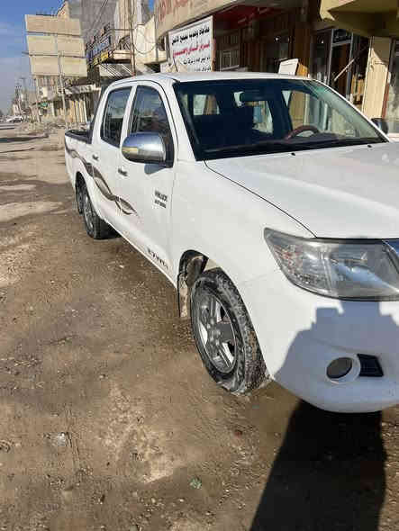 تيوتا ٢٠١٣ 
ساري كويتي 
رقم صلاح دين 
الضرر حريق ومعمره
رقم الهاتف ***********
