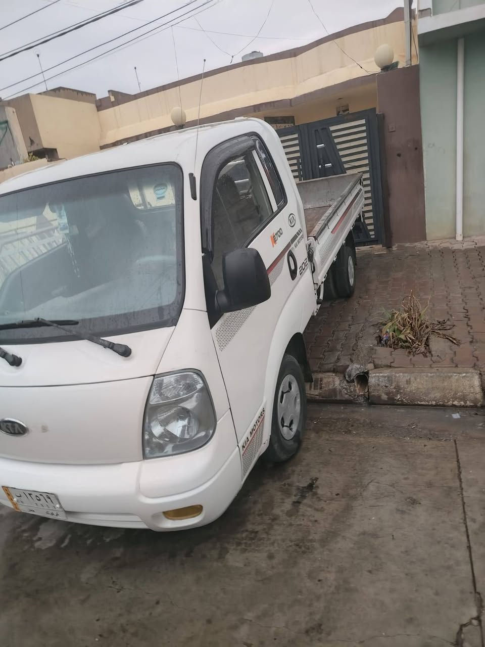 اسلام عليكم كيه حمل للبيع موديل 2012   2700 رقم كركوك  محرك
وشاصي وكسل و شاصي شرض

السعر ١٠٥  (***********)
