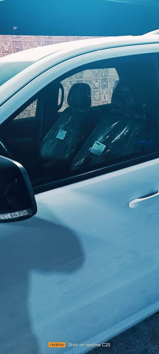 السلام عليكم
دورنكو RT محرك 8 سلندر هيمي 
موديل 18 مرقم بغداد
 فول مواصفات 
حادث بأمريكا فقط دعاميه وبالعراق 
جاملغ امامي وبنيد 
السعر 210$
كربلاء المقدسة حي العسكري 
ترهم مراوس بلاندكروز او تاهو حديث 
***********
