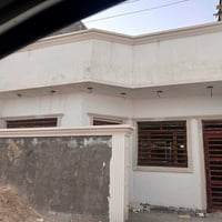 بيت ١٠٠متر واجهه ٨ غرفة نوم واستقبال وحولي طابق واحد موقع مميز جدا مقا...