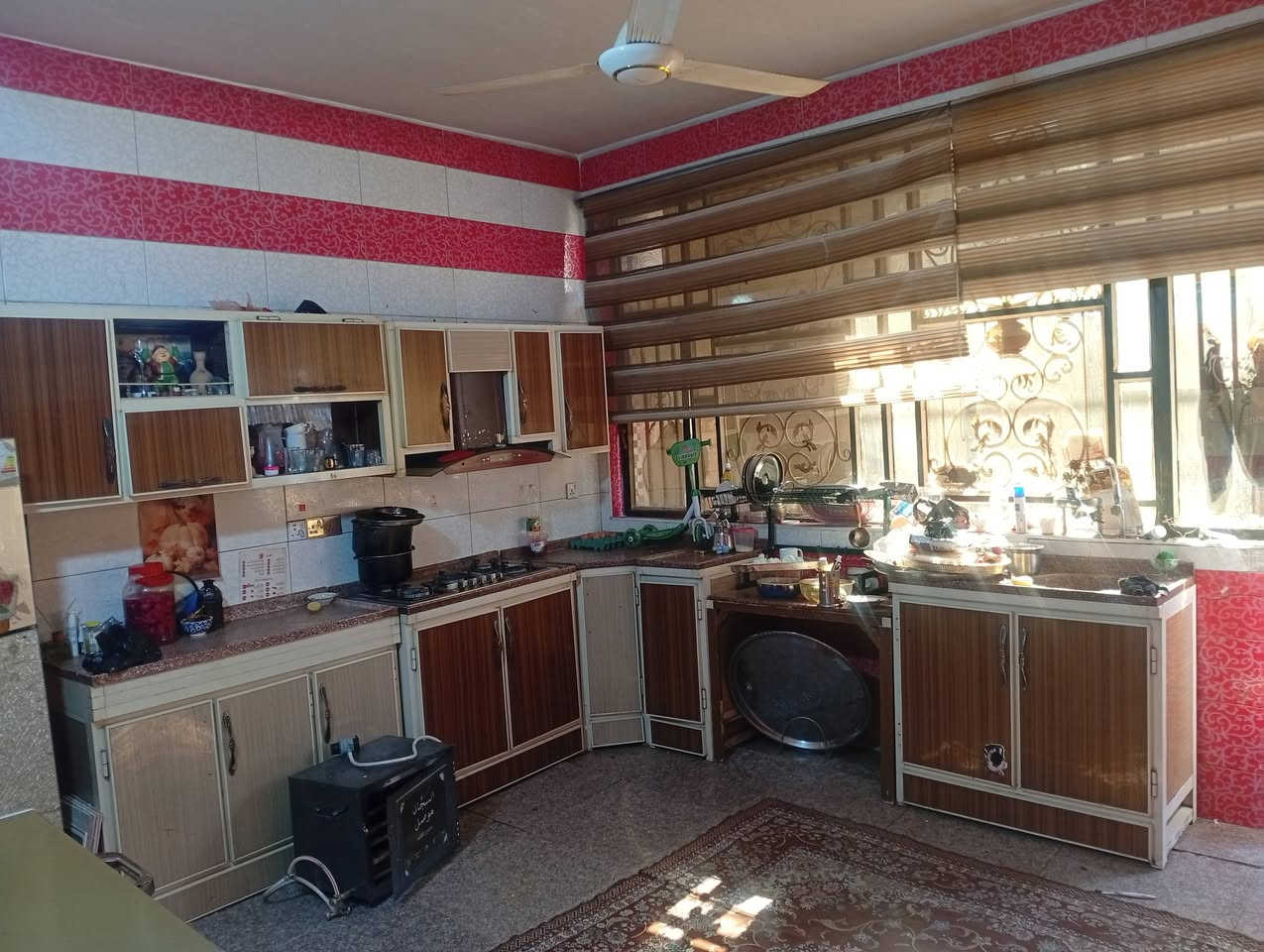 كاونتر البيع عنوان بغداد ***********
