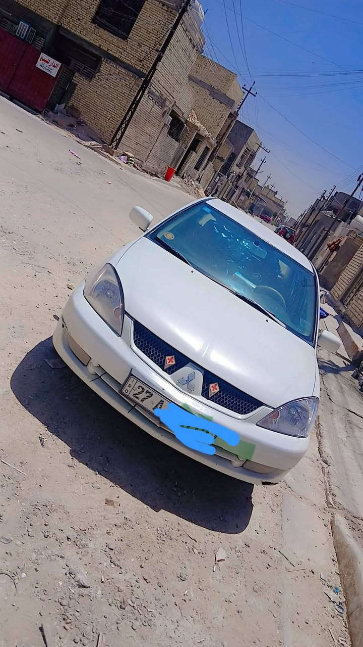 السلام عليكم  ورحمة الله وبركاته  من رخصت الادمن   
لانسر. لبيع او مراوح حسب القناعه  موديل 11مكينه 2000خير من الله *********** السعر 75 بيه مجال لطيبين
