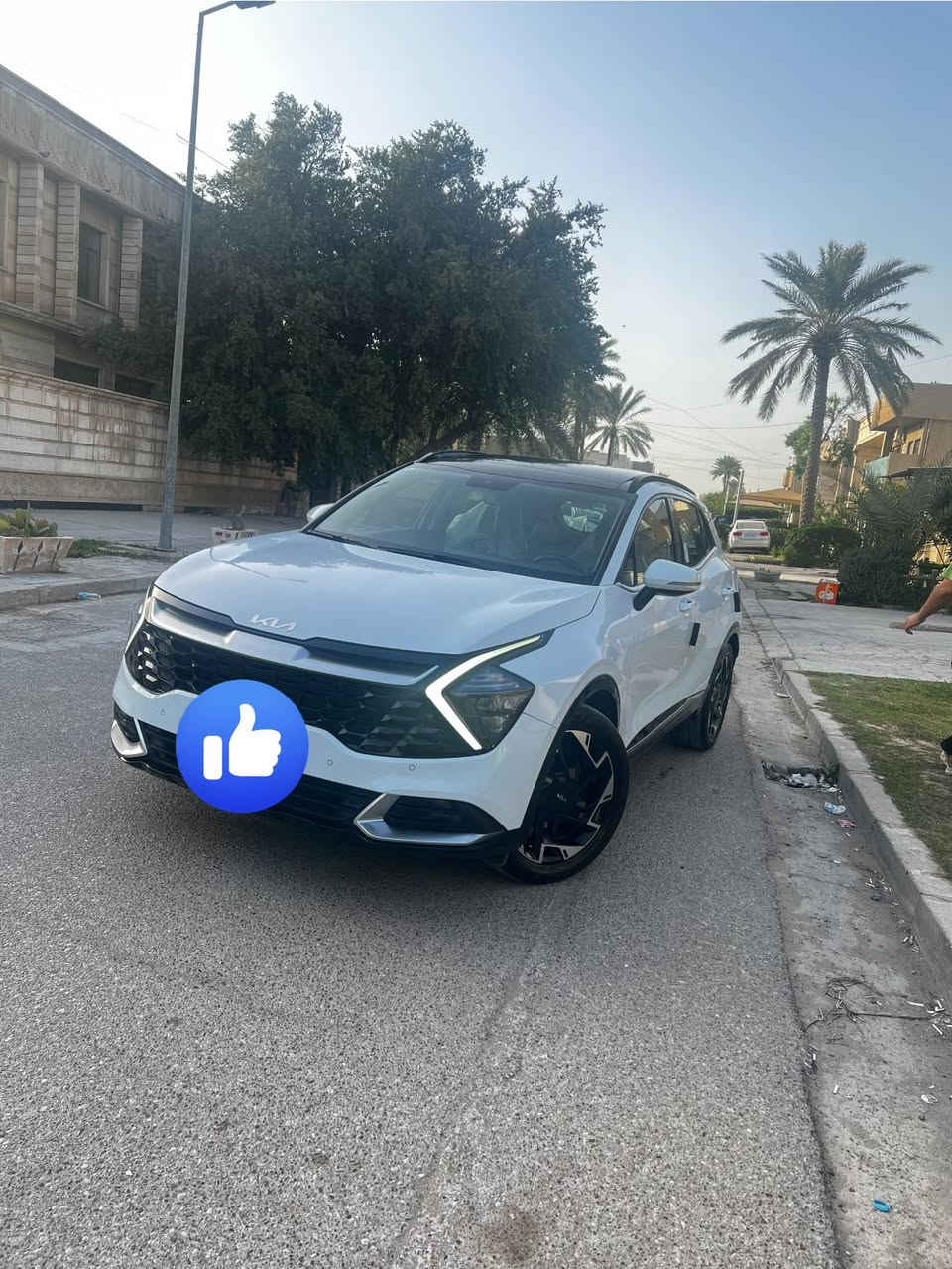 السلام عليكم سبورتج 2023 خليجي فول مواصفات بنوراما كراسي كهرباء دخول ذكي حساسات امامي خلفي مكفوله من الصبغ عدا رصعه مسحوبه pdr بلجاملغ الامامي الايمن ماشيه 73 الف كيلو كامله بدون اي نقص السياره باسمي تحويل مباشر  السعر 220 وبي مجال بسيط مكاني بغداد زيونه ***********
