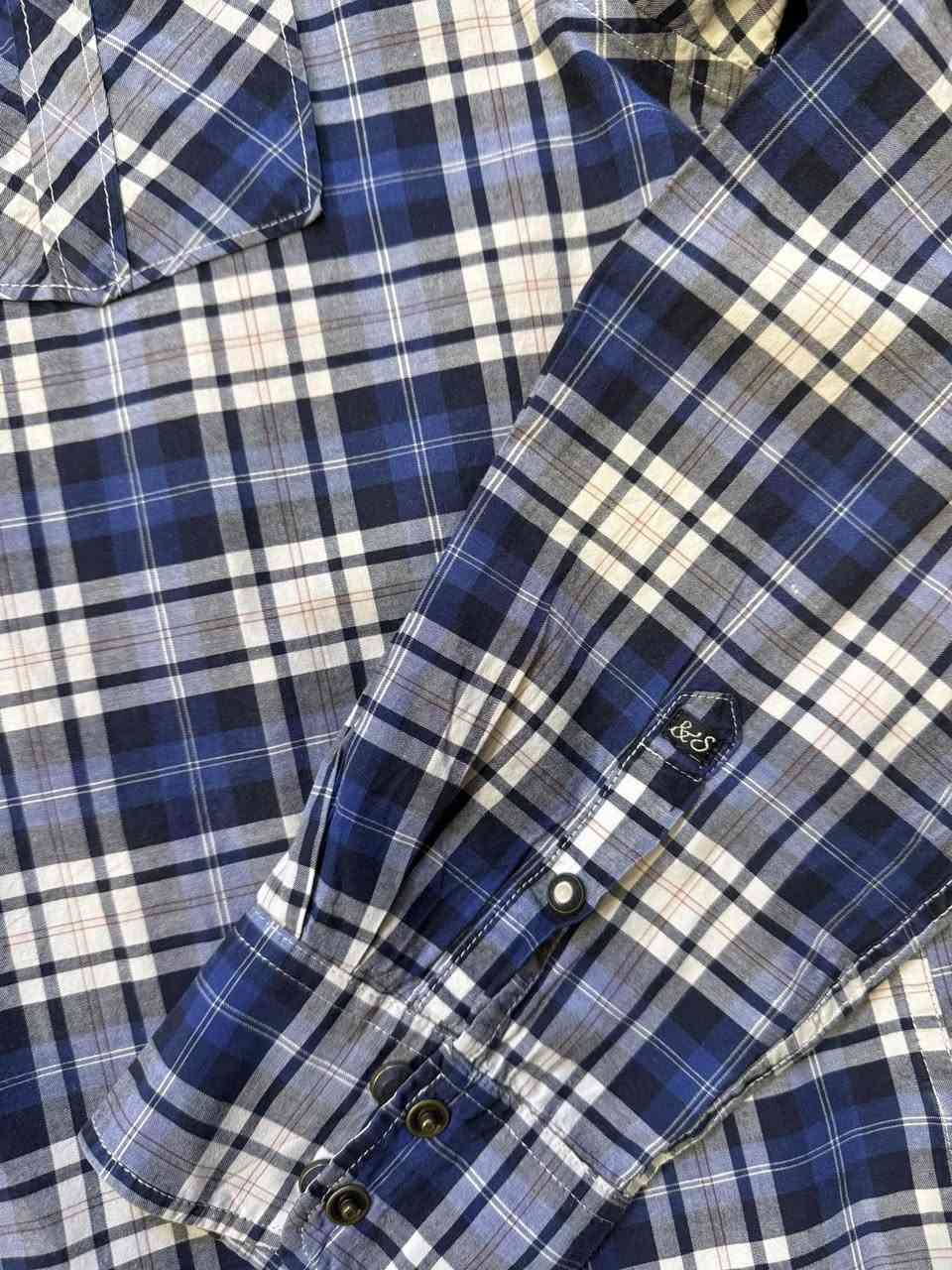 scotch🇸🇪❤️‍🔥
‏نظافة 100% 
‏ يلبس2Xl
‏صدر ٦٠


**إذا كنت صاحب هذا الإعلان وتريد حذفه لأي سبب، رجاءا أرسل رسالة إلى الدعم الفني**