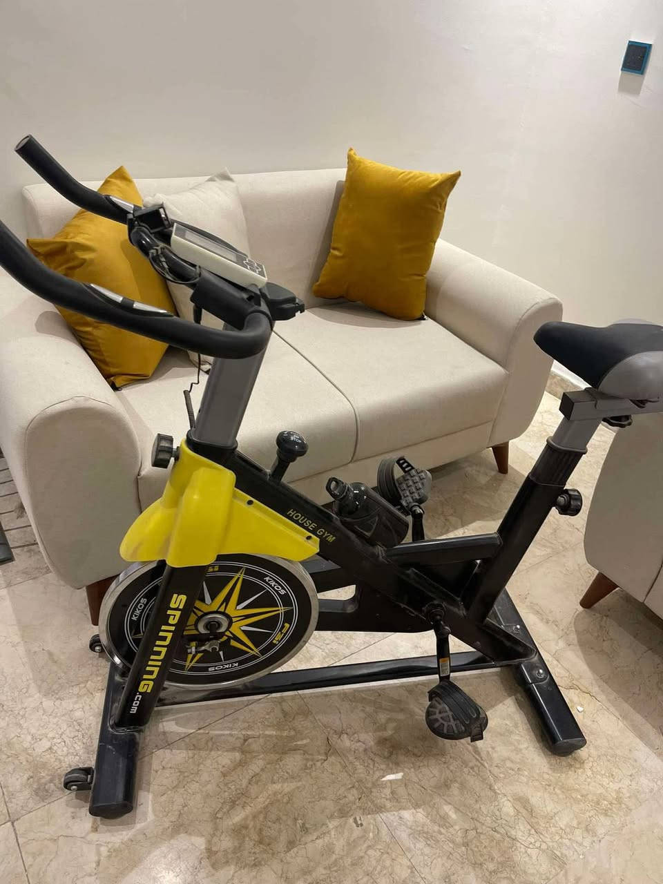 للبيع بسعر جدا مناسب نضيفات كلش مكان بغداد الكرخ


**إذا كنت صاحب هذا الإعلان وتريد حذفه لأي سبب، رجاءا أرسل رسالة إلى الدعم الفني**