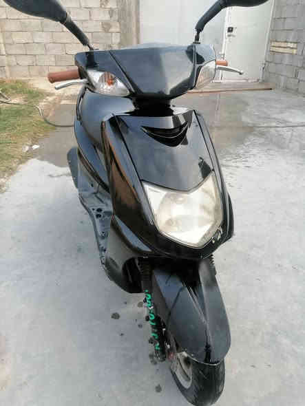 سكنس ياباني مجفته كله جديد كابريتر مال حاويه للبيع أو مراوس باربعه كير السعر ٤٠٠وبيه مجال بسيط
اتصال *********** المكان الصويرة
