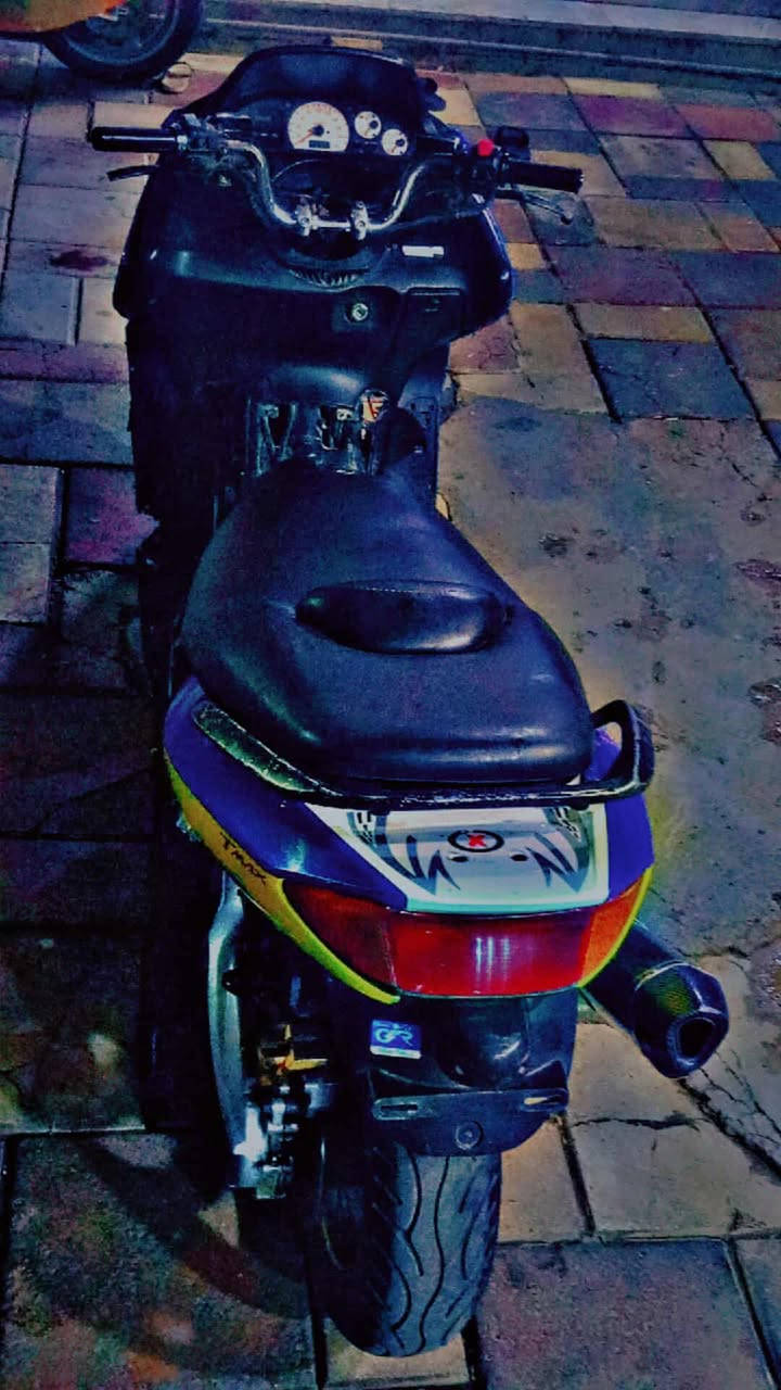 سلام عليكم من رخصت ابو الكروب تي ماكس 2007 مكفوله من كلشي سرقه ومكينه يحتاج بس تقفيل يعني تصعيد الولد ما عنده فلوس  مكينه جاهزه من كلشي سعر  مليون 500 بيه مجال حك الجيه عنوان بغداد باب معضم رقم ***********
