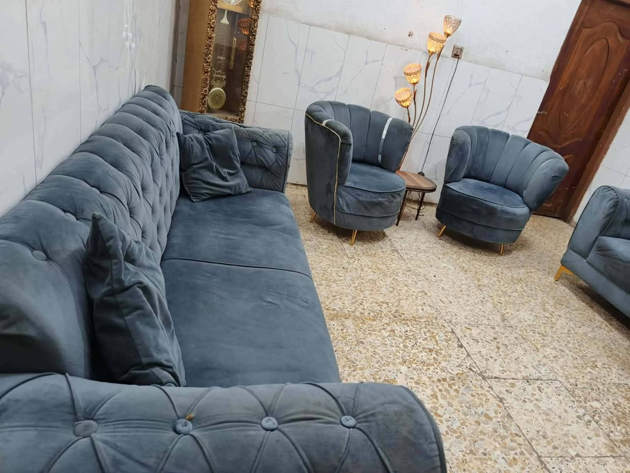 تخم نظيف ٨ مقعد ب٢٥٠ وبيه مجال عندي توصيل


**إذا كنت صاحب هذا الإعلان وتريد حذفه لأي سبب، رجاءا أرسل رسالة إلى الدعم الفني**