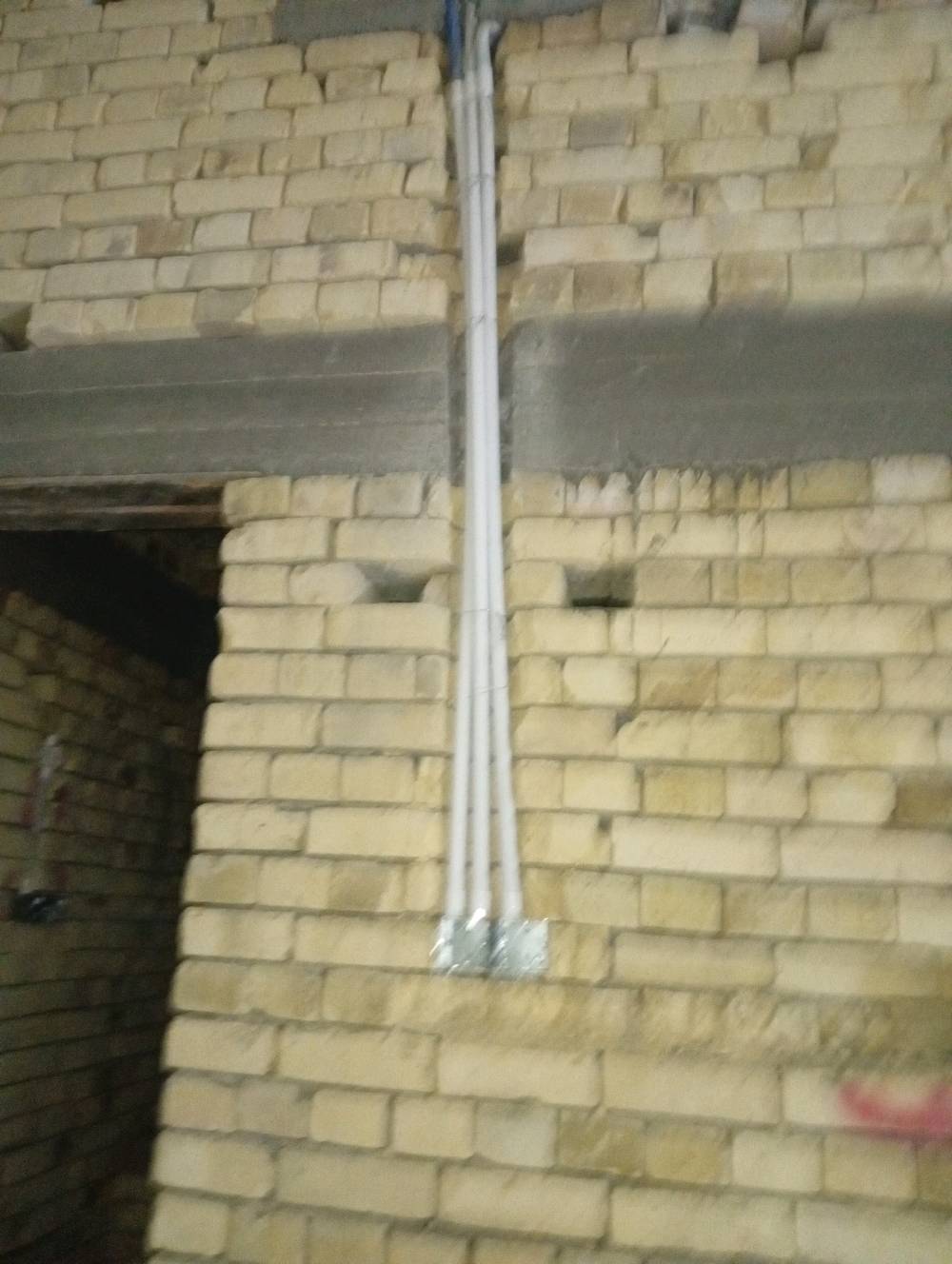 حفر تنزيل بوري كعرباء تسليك تشطيب في كل انحاء البصره شرط غلي الليزر كل مايتعلق في الكهرباء التواصل عبر الهاتف او الواتساب وانا خادم كل انحاء البصره 