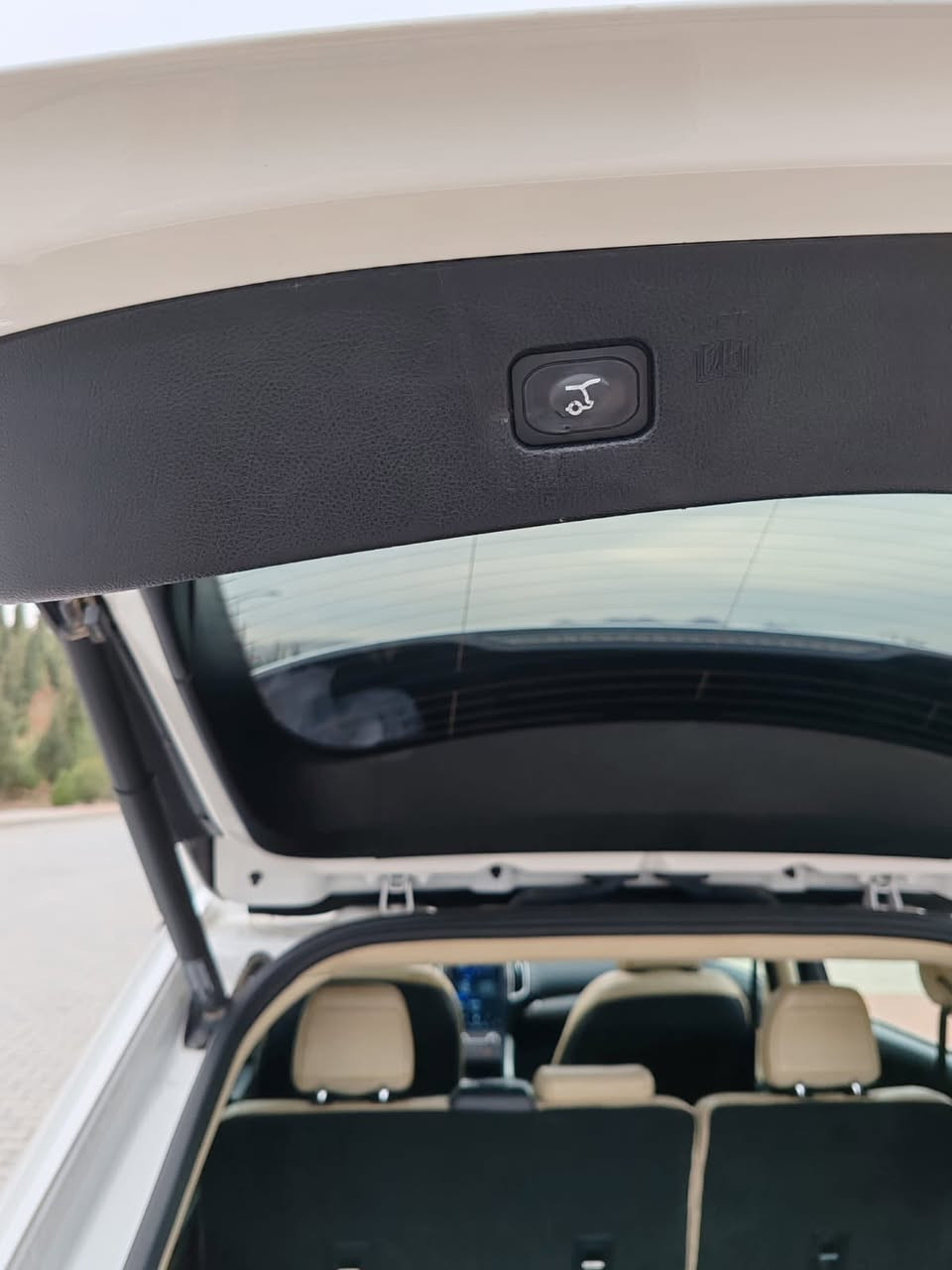 اللون : ابيض موديل ٢٠٢٢
عداد المسافة : 33الف مايل
حجم المحرك :  2.0L TURBO( 4.سلندر )
ملاحظة السيارة : جاملغ سائق و بونيت صبغ (باب السكن امامي مع جاملغ سكن امامي كلير امريكا)
ارباكات سيستم
المواصفات:
فول فول مواصفات
-بانورما
-دةبل اكسل (𝐀𝐖𝐃)
‏-بصمة ابواب
-بصمة تشغيل 
-تشغيل عن بعد (𝐑𝐄𝐌𝐎𝐓𝐄 𝐒𝐓𝐀𝐑𝐓)
‏‎-شاشة سوني لمس كبيره
-كاميرا 
-كير ماوس
-هاند بريك بصمة
-اوتو هولد (𝐀𝐔𝐓𝐎 𝐇𝐎𝐋𝐃)
-اوتو ستارت (𝐀𝐔𝐓𝐎 𝐒𝐓𝐀𝐑𝐃)
-اوتو ستارت (𝐀𝐔𝐓𝐎 𝐒𝐓𝐎𝐏)
-رادار امامي (تحديد مسار)
‏‎-رادار جانبي (نقاط عمياء)
-رادار خلفي (التحذير من الاصطدام)
‏‎-حساسات خلفي 
-نظام (𝐄𝐂𝐎)
-نظام (𝐍𝐎𝐑𝐌𝐀𝐋)
-نظام (𝐒𝐏𝐎𝐑𝐓)
‏‎-تحكمات استيرن
‏‎-استيرن هيتر
-كشنات جلد
‏-‎كشنات كهربائي
‏‎-كشنات  هيتر
‏‎-تبريد لمس
-تبريد مركزي 
‏‎-صندوق شفط كهربائي 
-لايتات ليــــد 𝐋𝐄𝐃 وعدسة زينون بلادي
‏‎-بلاجكترات ليــــد 𝐋𝐄𝐃 بلادي
-بكلايتات ليـــLEDـــد بلادي
☎️ ***********
‏‎‏‎عنوان: سليمانية
سعر: ١٦٠ $ و مجال
