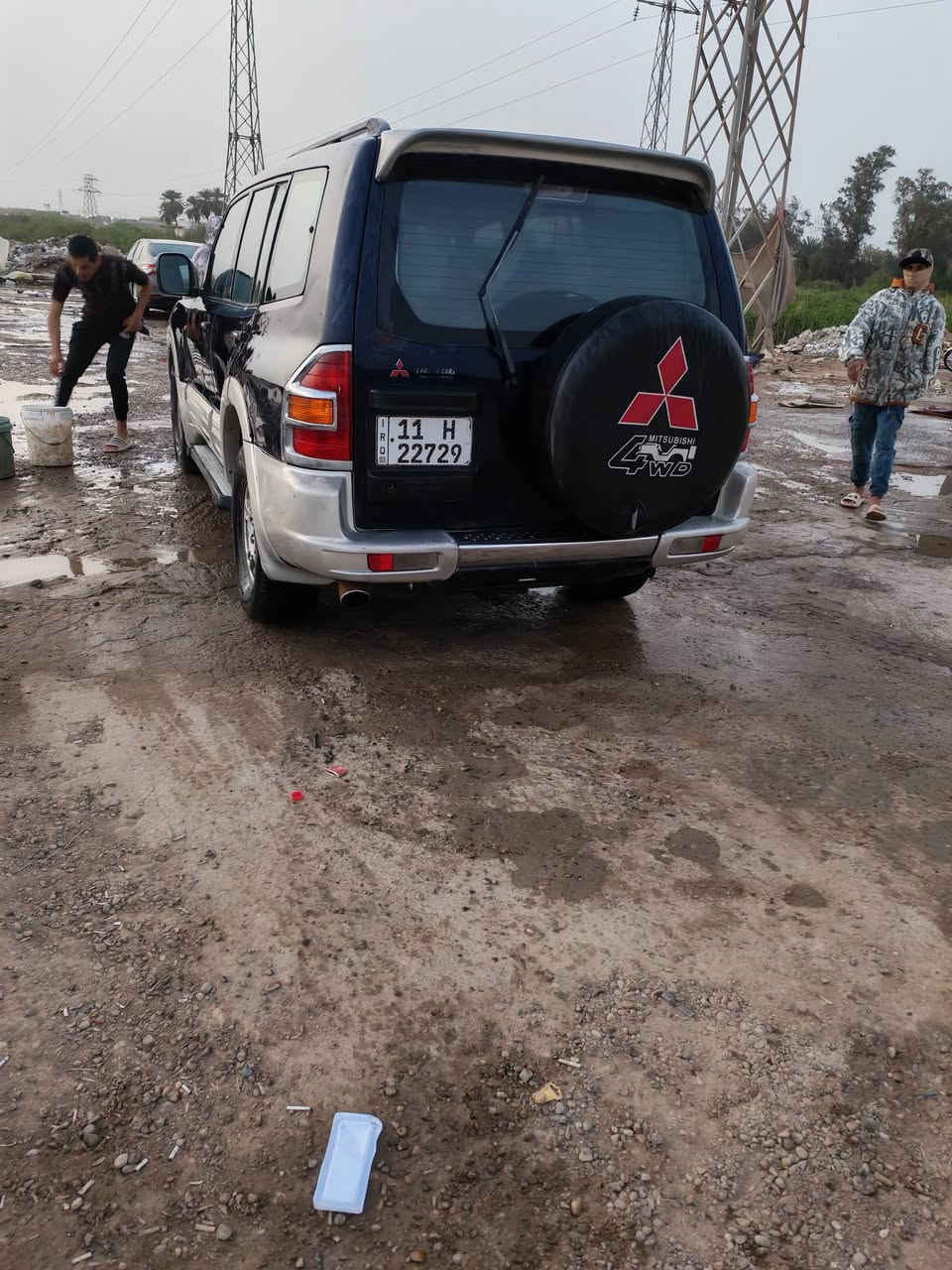 باجيرو ٢٠٠٢ بغداد انكليزي بسمي مكفوله من الصبغ والضربه محرك ٣٠٠٠ بلادي تبريد شغال دواخل نظيفه كامره وشاشه 
السعر ٧٥ وبيه مجال مكان السياره الديوانيه
***********
وتساب موجود
