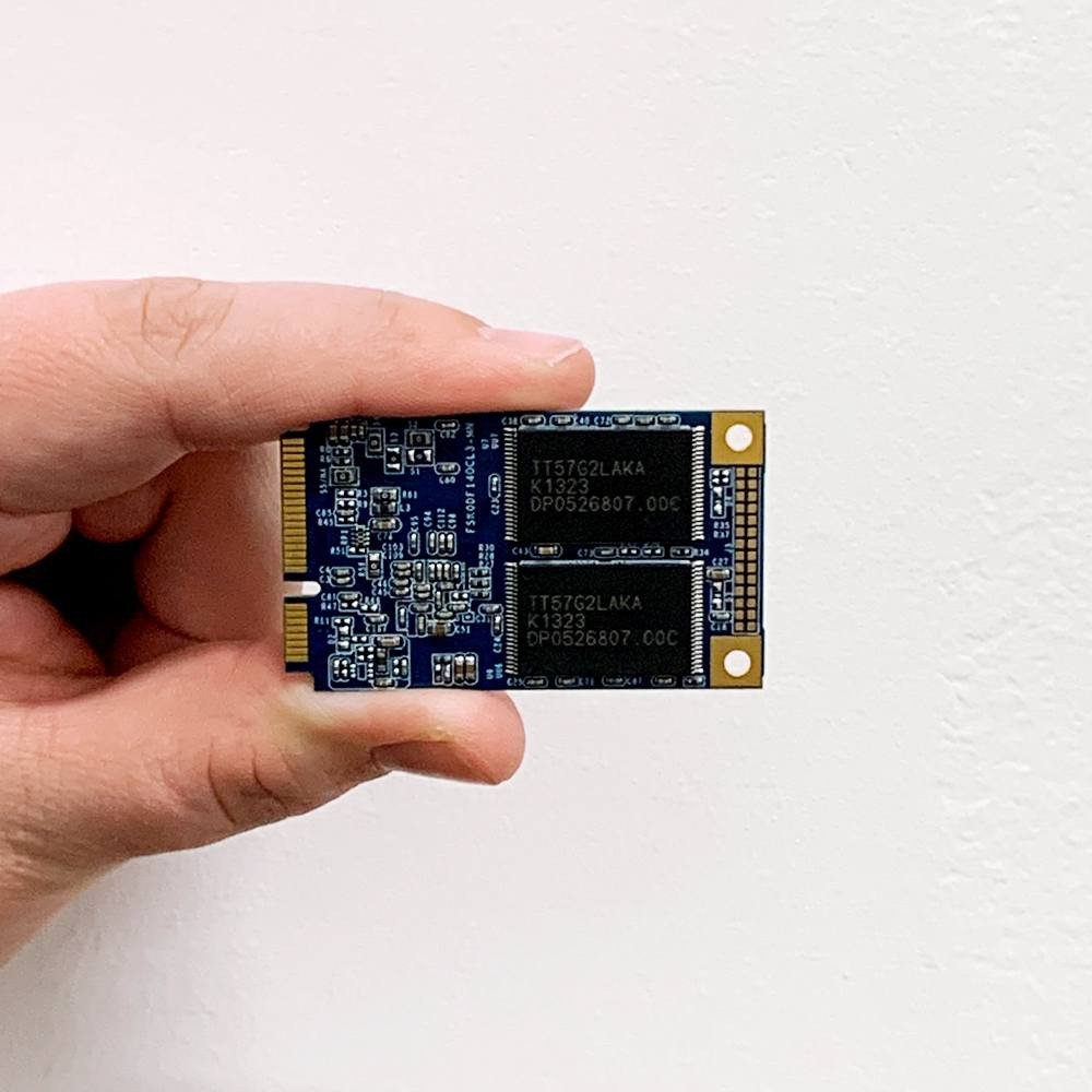 السلام عليكم ❤️

توفرت قطع مرتبة للبيع :

M.2 NVME 1TB Crucial Gen 4.0

السعر 150 ألف

Monitor Aoc 24G11E
1080P / 24INCH / IPS / 180HZ / 0.5MS

السعر 150 ألف

Mouse VM 1S  RGB 65g New
ماوس خرافي وزن الريشة 

السعر 30 ألف

PSU 550W FSP HV Pro 80% Plus New

السعر 55 ألف

PSU 650W Fantech Shadow's 80% Plus Bronze 

السعر 65 ألف

PSU 500W Aigo AK500 Warrior

السعر 40 ألف

Msata 64GB

السعر 20 ألف

رك M.2 Gen 1 شرحتين للUSB Type-C

السعر 20 ألف

SSD 256GB Kingspec

السعر 35 ألف

رك Msata للSata 2.5

السعر 20 ألف

رك M.2 Gen 1 الشرحتين للSata 2.5

السعر 15 ألف

M.B X99 Machinist MR9A-Pro Flagship Luxury Quality 
السعر 60 ألف

مكاني موصل متوفر توصيل لجميع المحافظات ❤️

للتواصل : ***********
