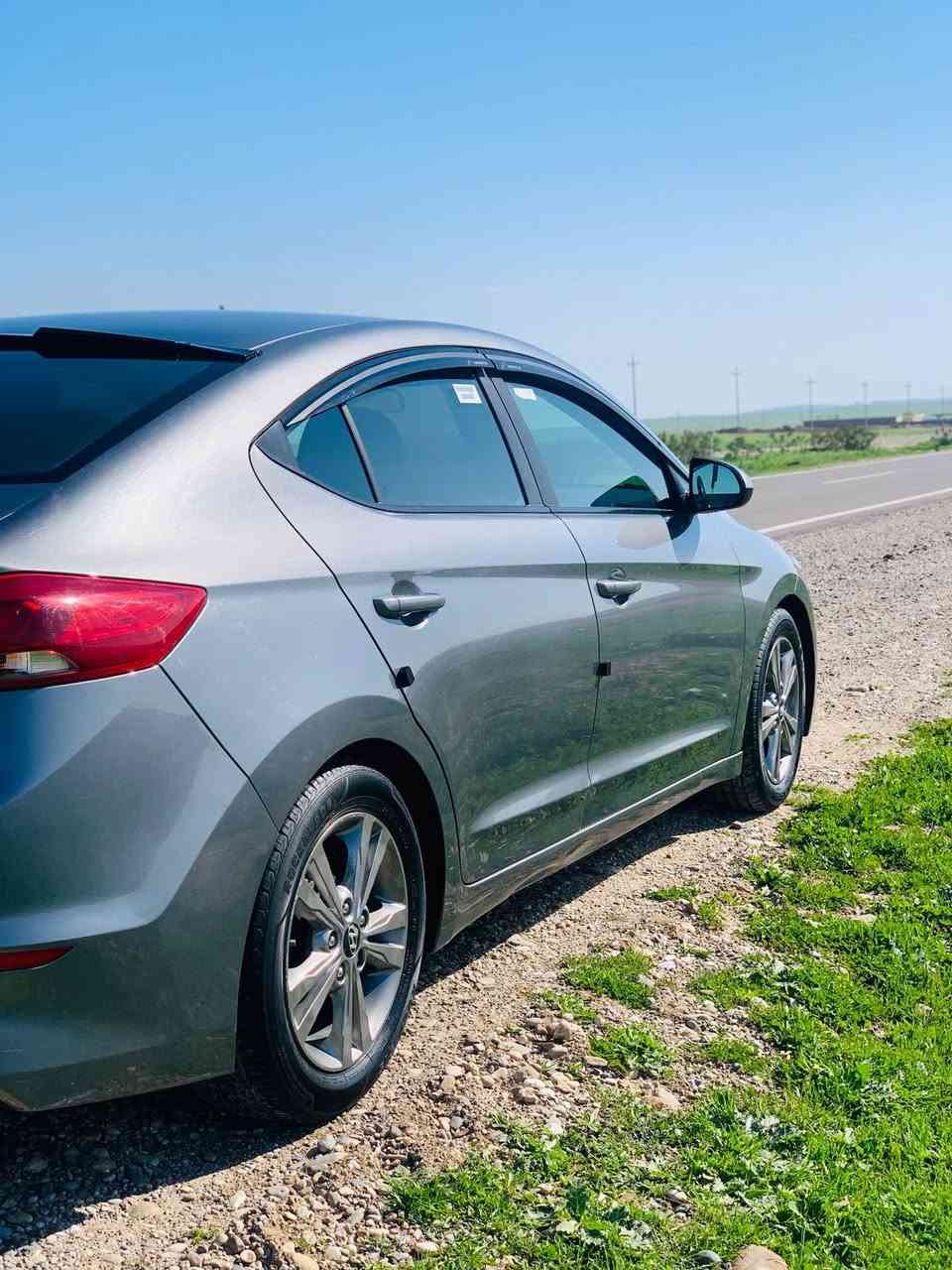 السلام عليكم النترا موديل 2018/سعر مناسب
رقم أربيل شرط التحويل 
كير محرك شرط ماشيه 71
______________________
مواصفات SE
5 ويل كب فحمي 
لايت عدسه 
بلجكتورات
تحكمات ستيرن 
شاشه بلادي 
بك لايت لد
طخم تاير جديد 
صدر امامي خلفي جديد 
تبريد ❄️
تدفئه 🔥 
سياره جديده وجاهزه مال جناي 
____________________
سياره بيه بوند بدون دواخل 
بدون أرباك 
شواصي شرط 
بطاين شرط 
___________
مكان السياره القياره قريه الحاج علي 
للستفسار الاتصال علئ الرقم ***********
____________
سعر مناسب
