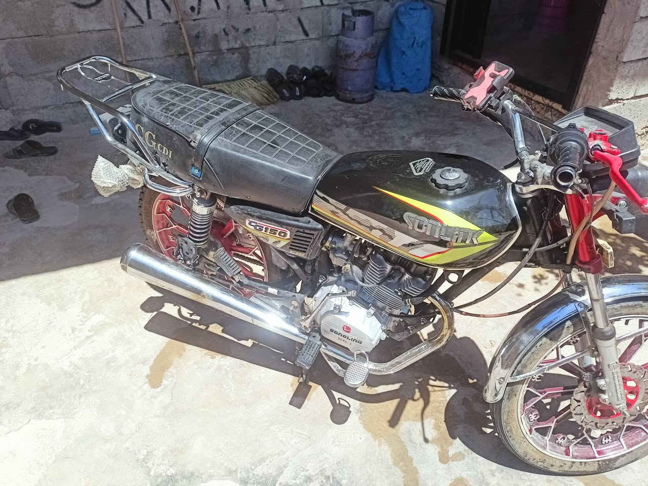 سلام عليكم دراجه للبيع موديل 24 محرك ما مفتوح كهربائيات شغاله كامل المشكله الوحيده بريك امامي ماكو وله البقيه مكفوله السعر 530 و بي مجال  مكاني كركوك حي بدر  الحاب يشتري يراسلني واتساب 7884010828


**إذا كنت صاحب هذا الإعلان وتريد حذفه لأي سبب، رجاءا أرسل رسالة إلى الدعم الفني**