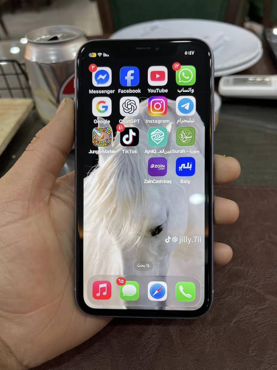 السلام عليكم ❤️
#متاح ايفون ١١ عادي 
ذاكرة ١٢٨ 
بطاريه ٧٥ 
تك سيم 
لون بنفسجي 
الجهاز نورمال 
نضافتو ١٠٠/٩٥ 
سعر ٢٢٥ بي مجال بسيط او مراوس مع ١٢ برو ماكس 
شراي تعال خاص او اتصل 
***********
***********
