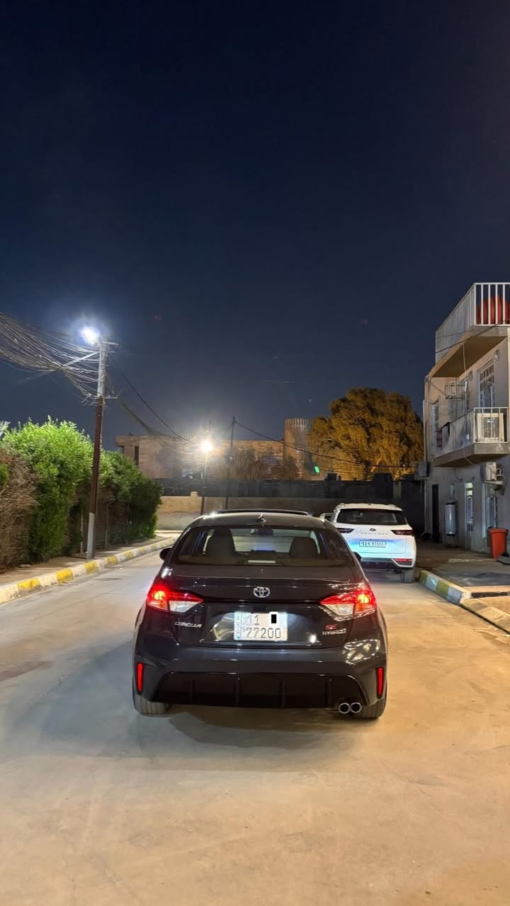 للبيع تويوتا كورولا 2024 هايبرد SE فول مواصفات  فتحة رادارات ونقط عمياء بالمري شاشه كبير تحكمات ستيرن جهتين 

⛽ اقتصادية بشكل ممتاز (هايبرد)
✅ استخدام شخصي

ماشية 33 الف 
رقم شاصي JTDBCMFE1R3043509

الهيكل:
🔧 جاملغات أمامية مبدّلة ومصبوغه
🎨 نصف بنيد صبغ
🎨 حافة باب السكن صبغ
( الشغل مرتب ومضبوط بدون ملاحظات طبكاتها كلها بلاديه )
💯 السيارة ما تحتاج برغي واحد 

وياها رقم مميز بغداد 77200

172 ورقة وبيها مجال

عنوان بغداد 

رقم ***********
