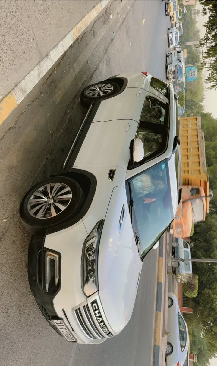 السلام عليكم شانجان cs95 موديل 2019 ماشية 88الف سيارة نظيفة باسمي ومكفولة من الحادث بيه صبغ نص الدعامية الامامية السيارة كاملة ومابيها اي نقص فول مواصفات رايدها 160وبيه مجال رقمي ***********
