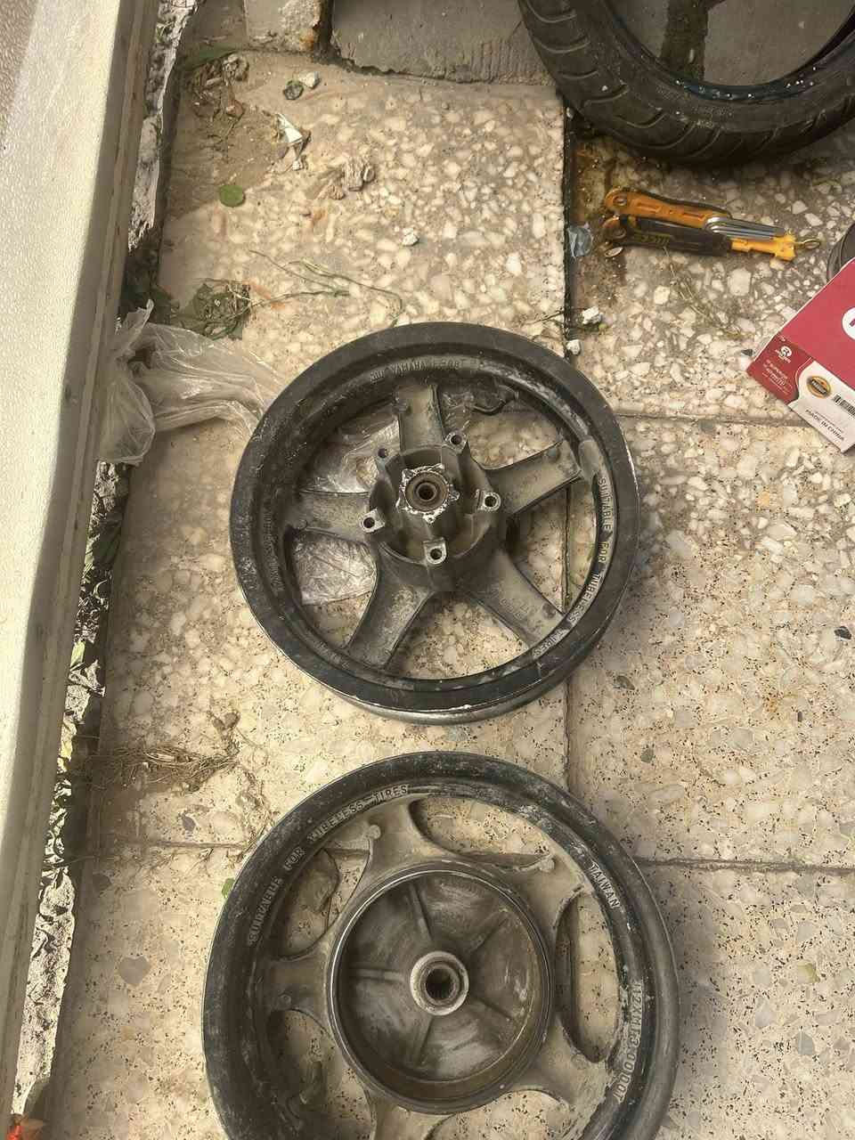 وياله سكنس فحل للبيع السعر20 قفل سبعه سكنس فحل السعر 10 قفل مكاني بغداد حي الجامعه


**إذا كنت صاحب هذا الإعلان وتريد حذفه لأي سبب، رجاءا أرسل رسالة إلى الدعم الفني**