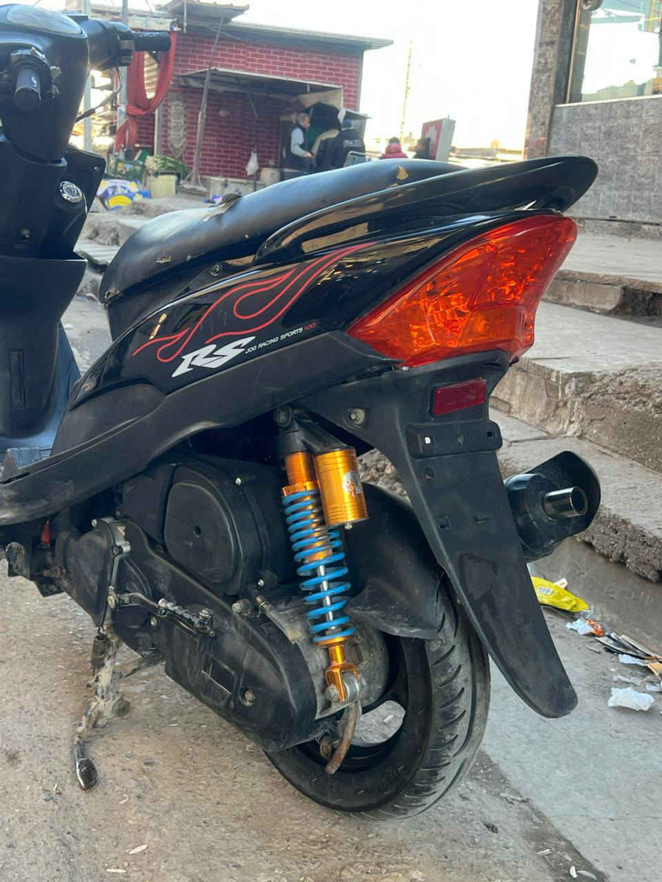 للبيع او للمراوس بشحن ب ٥٠٠  وبيها مجال نقصها فقط كابريتر للاتصال ***********
