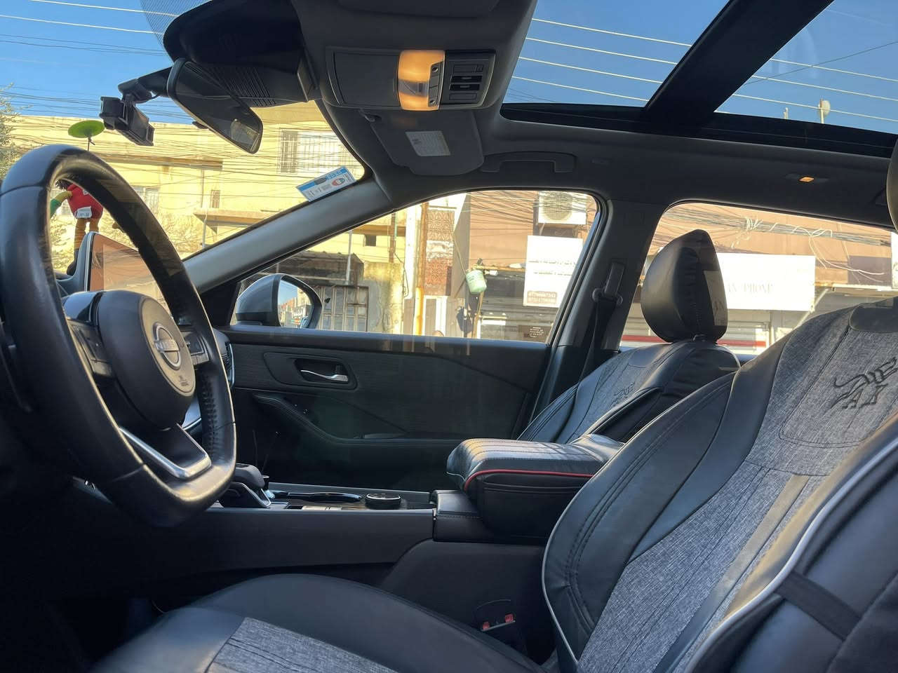 نيسان روج
2023
(رقم اربيل هزة سنوية جديد) 
بدون صبغ
ضررها (صندوق تبديل اصلي بدون صبغ) 
(محرك ٣بستم ثنين تيربو) 
(كير ATM دبل اكليج) 
ماشية (١٤٣) 
موصفات
١ بصمه
٢ رادار
٣تحديد مسار
٣شفتات
٤كشنات تبريد تدفى استيرن تدفى

٥ بروراما
٦سايد ابريك ذكي
٧ تحديد انواع القيادة
 فول مواصفات ماعدا صندوق كهربائي
العنوان( موصل) (أيسر)
السعر (١٨٠ ) 
***********
