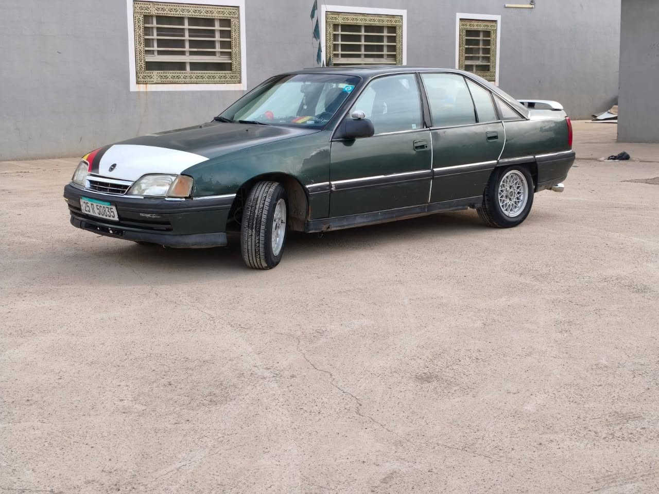 سلام عليكم اوبل اوميگا موديل 1993 كير محرك شاصي مكفول بيها دفتر بنزين مشروع وطني سنويه لحد2030 السعر 45 وبي مجال ***********
