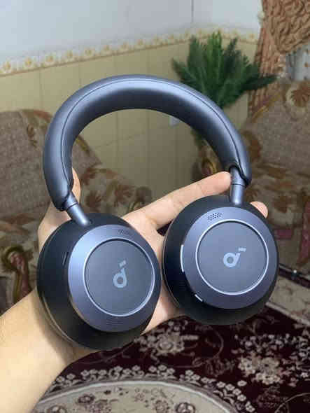 سماعة SoundCore space one pro اخت الجديدة استعمال كم مره بس مشتريها قبل 3 اشهر بعدها بضمانها لمدة سنه لون اسود سماعة احترافية
صوتها يخبل ونقي كلش
مكاني بابل.  (توصيل متوفر)
اشتريها 145 ابيع 110
***********
