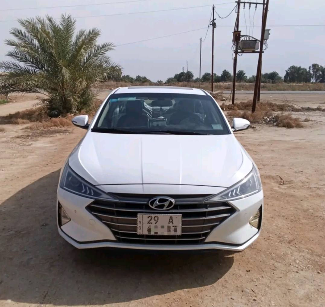 السلام عليكم 

النترا جديده موديل 2020
الشكل المقدس 💯 
فول مواصفات 1/1 ام صاج 
مواصفاته حساسات أمامية خلفيه فتحه من فوق ويل 17 اريل نفكيشن GPS جنطه ذكيه بصمه عدد 2 كشنات جلد اصلي تحكمات وبيه موصفات هواي رقم واسط الدولي  ....

سعر خاص ...
رقم *********** 
مكان : كوت - الدجيلي
