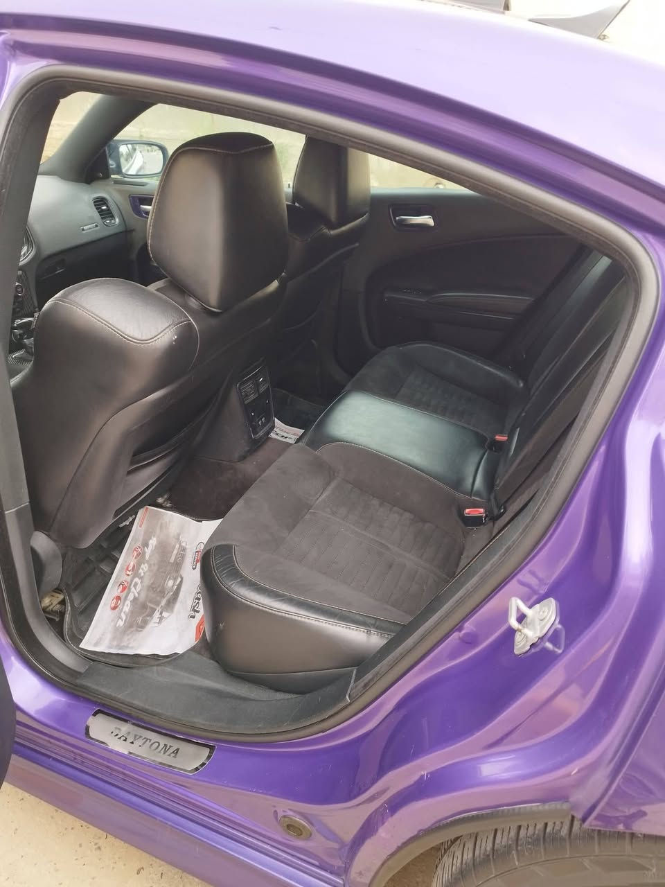 دوج جارجر 2018 دايتون 5700
للبيع او مراوس بسياره كوري اقل  فقط 
جاهزه من كلشي حادث موضح بالصور والسونار  
4 قطع صبغ جهة السائق 
ماشيه 84 فجوة برمبو شوته رياضي 
اكسن قفل كزوز موبار غرفه كنتاره مختمه 
دايتونه 

🛑السعر سوي تعليق يصل مباشرة 🤖 

مكاني كربلاء طويريج 

رقم صاحب السيارة 
***********     سعر 180 بيه مجال
