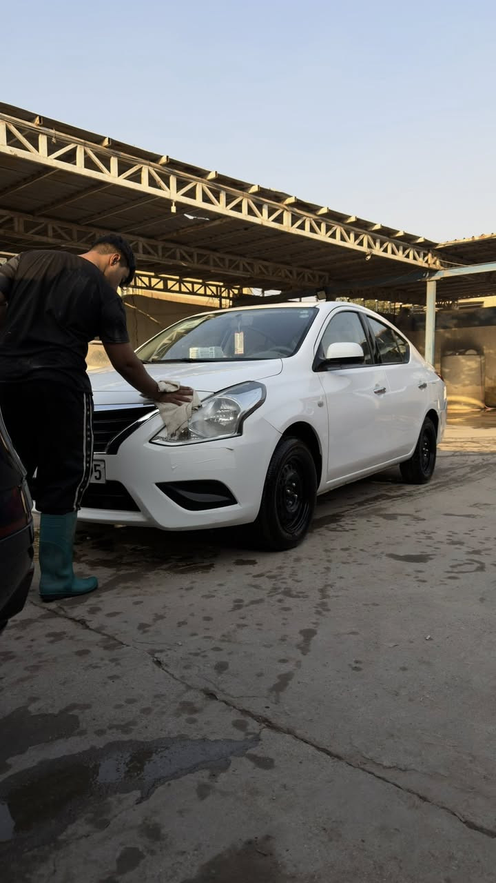 نيسان صني هندي 2024 كير ومحرك كفاله ماشيه ٢٧ الف السياره نظيفه مكان السياره بابل السعر 133$ 
***********
