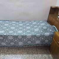 سرير • خشب • صاج ثقيل