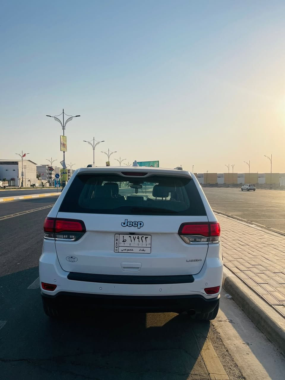 السلام عليكم 
جيب لاريدو 2020خليجي 
كفاله عامه 
نص فول رقمه بغداد مكانه كربلاء 
السعر 295وبيه مجال
للاستفسار ***********
