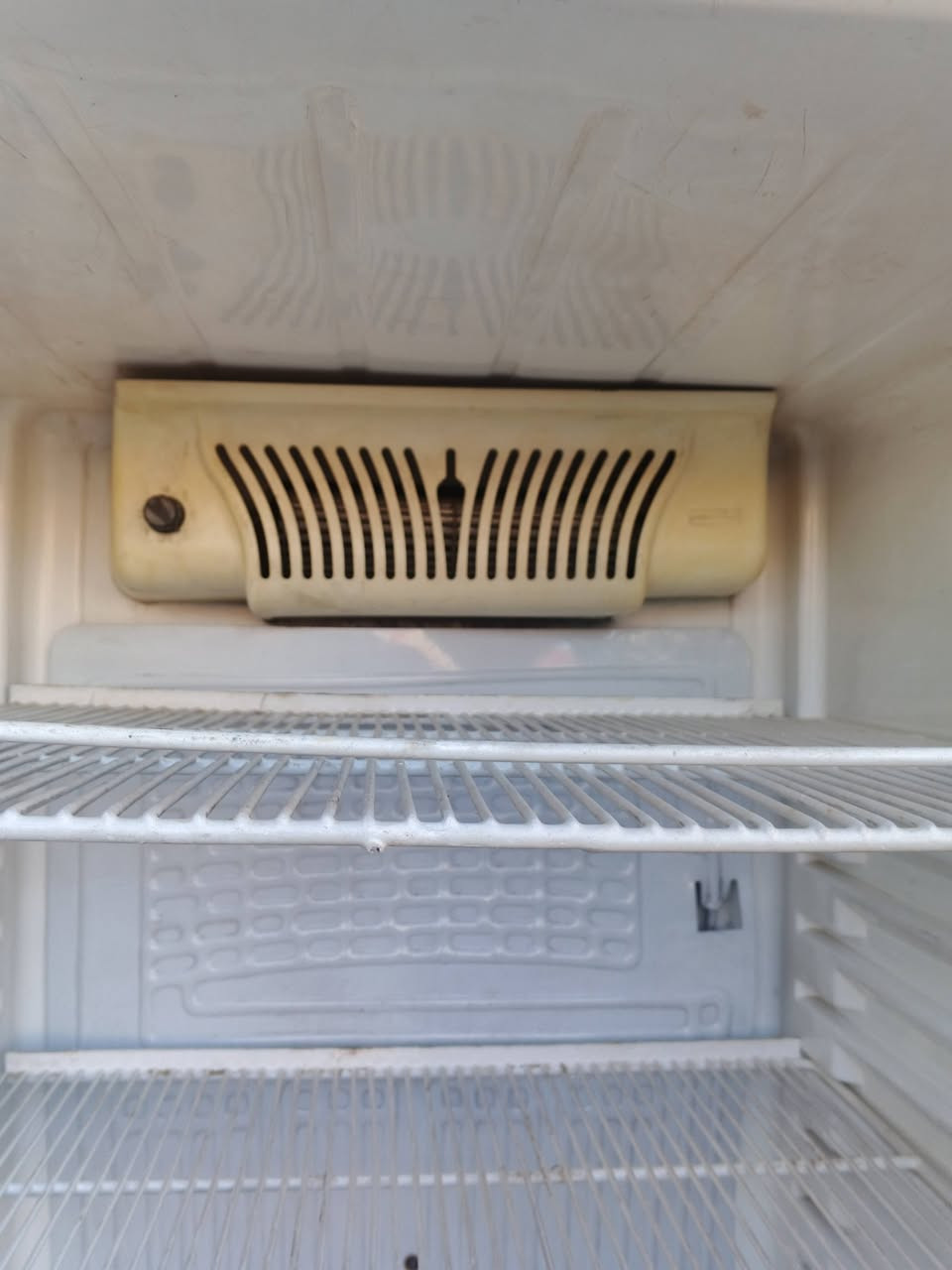 براد ايكور تركي عاطل ممودي المصلح حي ميسان قرب سكلة الكرعاوي 125 ألف ***********
