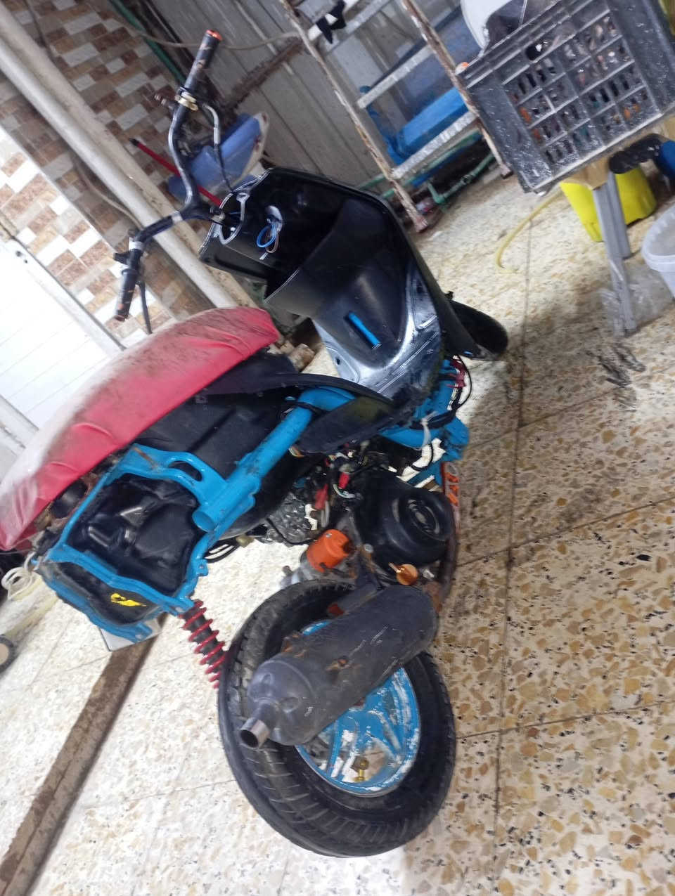 دراجه ماكس مزوده
السلام عليكم دراجه تعمير حلوه بيه تزويد 

1قطره ✨

2يدات ✨

3شيال✨

4 دبلات امامي✨

5 صالنصه fm✨

6 صبغ شاصي ✨

7 بوشه 55 ✨

8 عقل رياضي ✨

الدراجه شغاله ابيعه كايمه ونقص جوزه فقط ❗

السعر 350 الف بيه مجال بسيط 
***********

❗مكاني بغداد حي الرئاسه شارع عشرين قرب افران الزيتون
