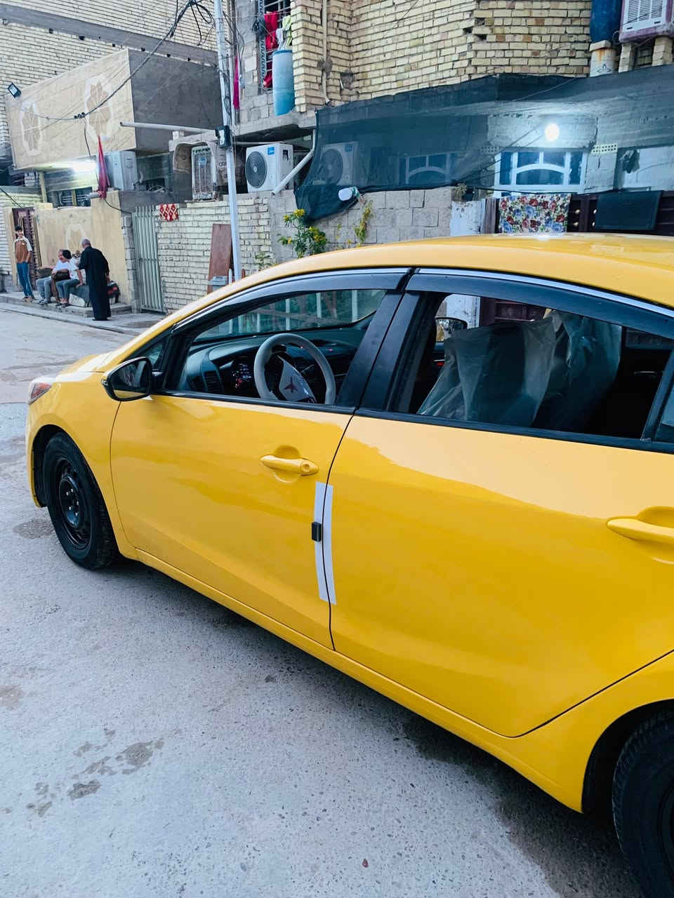 سلام عليكم كيه فورتي صبغه جديدة صدر جديد مكينه كير مكفولات تبريد ثلج سياره بسمنه موديل 2014 مكينه دوش حادثه جاملغ امامي بدون دواخل رقم بابل مشروع وطني مكاني بغداد الكرخ السعر 105بيها مجال قليل ***********
