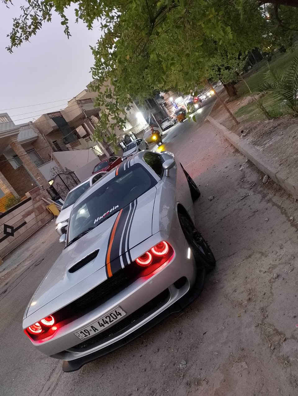السلام عليكم 
جالنجر 2023 SXT
 رقم كربلاء الدولي
هزه سنويه وارقام جدد باسمي شخصيا 
تحويل وين ميعجبك 
مكينه 3600
حادثه جاملغ وبنيد وطخه بجاملغ خلفي 
صبغ 4 قطع صفحه سائق وبنيد
بيه تعمير بدايه شاصي ولغد يسره بدايته
مواصفات SXT معروفه
ماشيه تقريبا 30 الف 
لايت زنون اصلي 
عدسات اوركال متغير 360 لون
كير ومكينه وصدر وتبريد مكفولات 
مكانه بغداد الكرخ 
***********
السعر 158مجال بسيط بغداد, العراق
