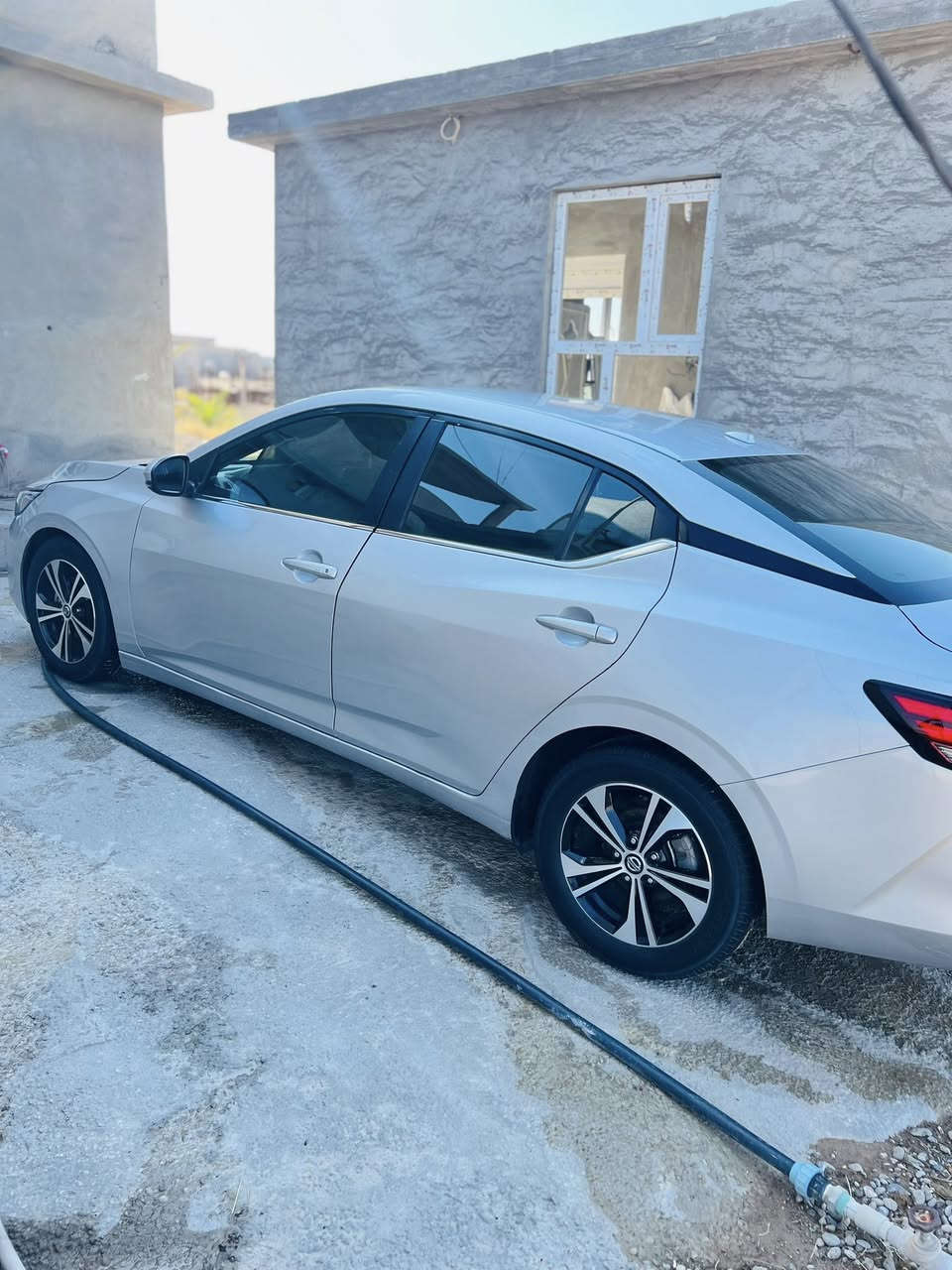 السلام عليكم للبيع او مراوس سنترا موديل 2022مواصفات svمعروفه الضرر چاملغ مبدل ومصبوغ والبنيد مصبوغ شرط مابيها دواخل ولا واصله الشاصي وبيه طخه بين باب السايق والباب الخلفي ومصلحات ومصبوغات رقم صلاح الدين دولي السعر 135وبيه مجال للشراي الاستفسار ***********متواجد واتساب فقط
