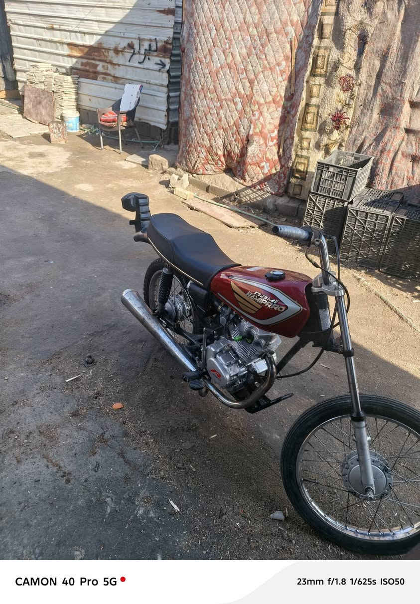 سلام عليكم دراجه إيراني شلامجه مامفتوحه دراجه جديده أوراق مرمزه للبيع مكاني بصره قبله ***********
