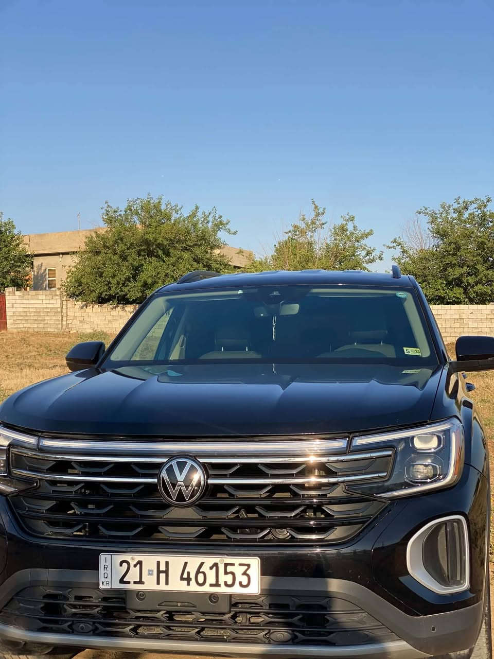 بۆ فرۆشتن: فۆلکسواگن ئەتڵەس (Volkswagen Atlas) مۆدێل 2024
مواسەفات SE
سەیارەیەکی خێزانی گەورە، زۆر خاوێن و بێ کێشە، ئامادەیە بۆ فرۆشتن بەم تایبەتمەندیانە:
جۆری سەیارە: Volkswagen Atlas (فۆلکسواگن ئەتڵەس)
مۆدێل:2024
مواسەفات: SE (شاشە گەورە، حاسە، گێڕ لۆک، سوکان ڤۆلیۆم، کوشن کارەبا)
ڕۆشتن (مایل): ٤٥,٦٦٥ مایل (45,665 mi)
جام ڕەشی قانونیە و بیلاد جام ڕەش
٤ تایەی لۆکیشی لەسەرە
دۆخی سەیارەکە: زۆر پاکە، بزوێنەر و گێڕ و دەبڵ و کارەباییاتی هەمووی بەشەرتە. ناوەوەی زۆر خاوێنە و کوشنی چەرم و مۆدێرنە.
بۆ پەیوەندی کردن 
***********
