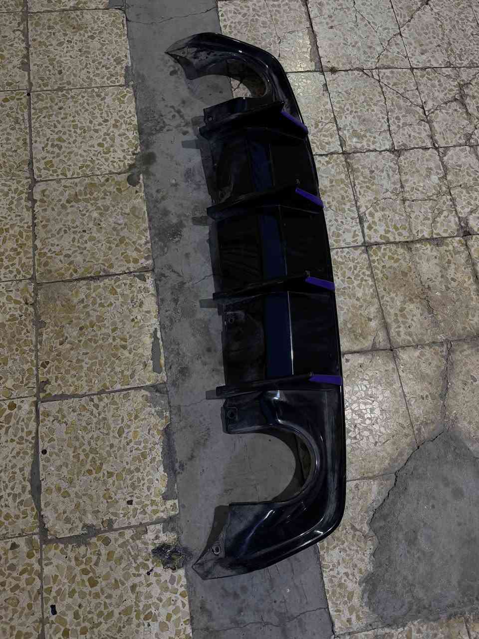 السلام عليكم
عندي دفيوزر + جناح + لحية مال دوج جاوجر srt مستعملات نظيفات كلش زلغ مابيهن 

ابيعهن شلع

***********
