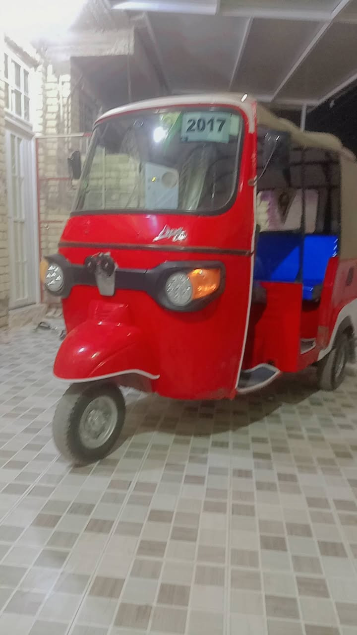 تكتك بياجو للبيع موديل 18 محور مكينة تي في اس 2025 كلة تي في اس كهربائيات كلشي تي في سبس الكشر بياجو للاستفسار الاتصال على الرقم *********** مكان حلة نادر الثالثة السعر 4 مليون وبيهة مجال
